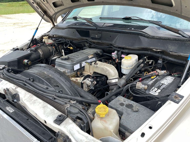 2004-dodge-ram-2500-image-7