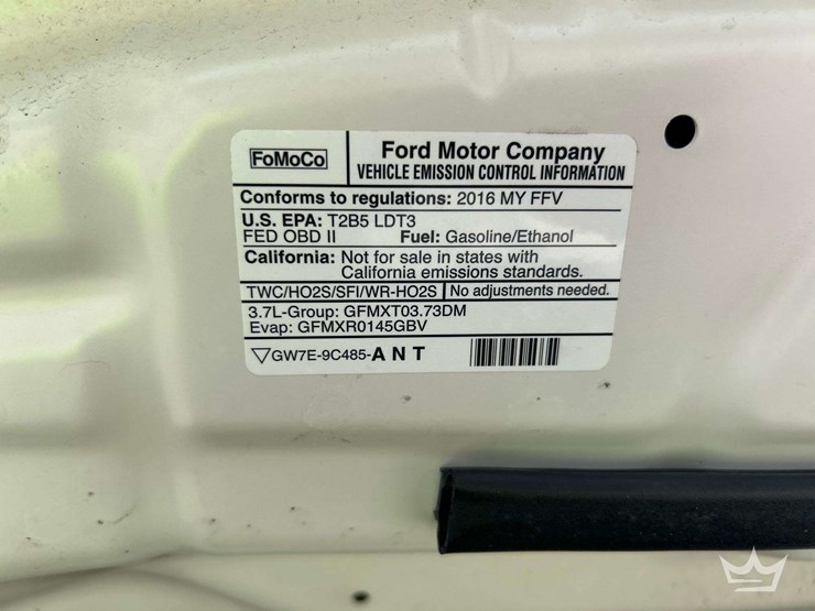 2016-ford-explorer-image-10