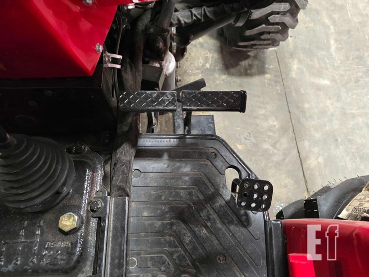 2026-mahindra-4540-image-16