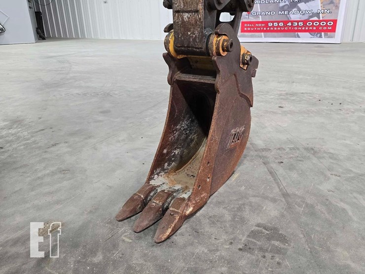 2021-deere-35g-image-9