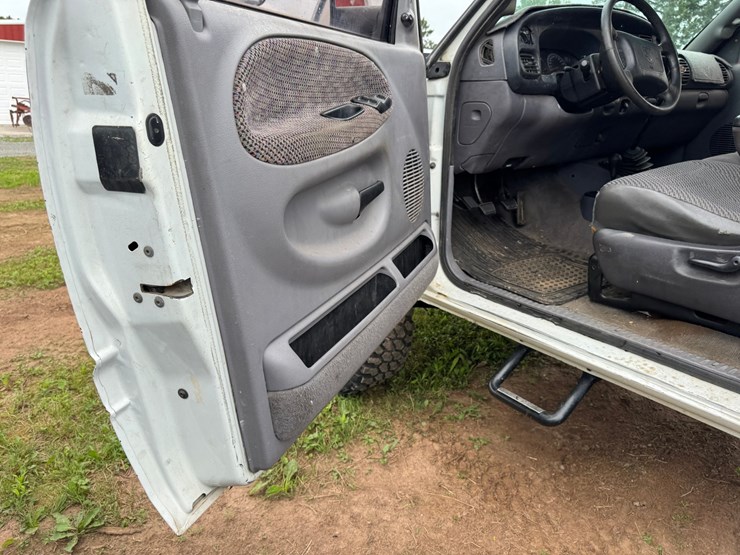1999-dodge-ram-2500-image-48