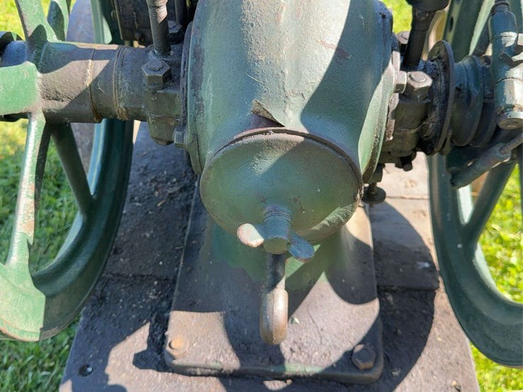 international-1-1/2-hp-type-m-engine-image-19