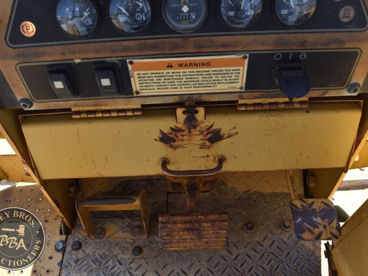 1988-caterpillar-d4c-xl-image-33