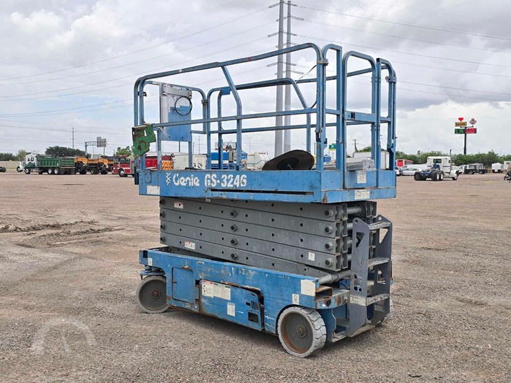 2011-genie-gs3246-image-4