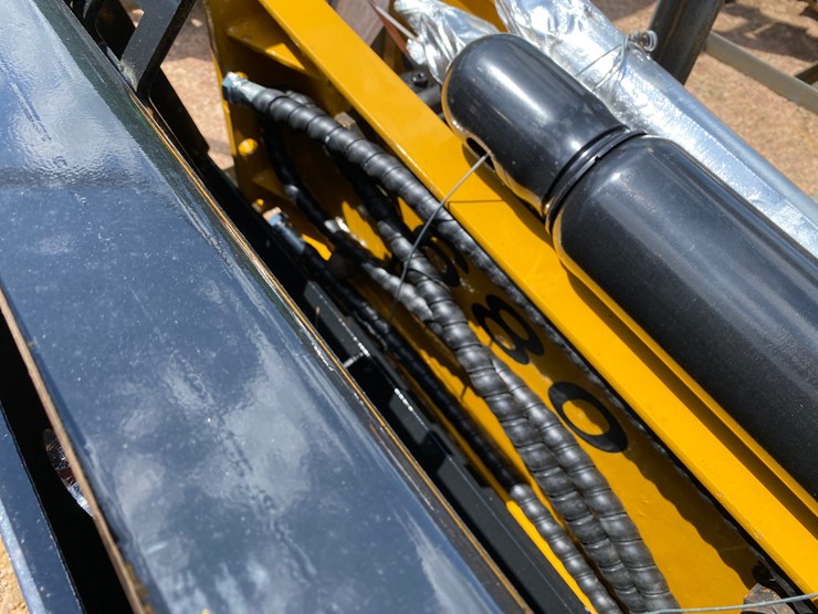 #14579-•-new-2026-agt-skid-steer-breaker-(mosinee,-wi)-image-12
