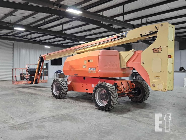 2016-jlg-800aj-image-4