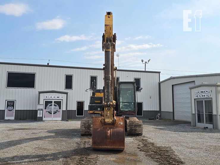 2014-caterpillar-320el-image-7