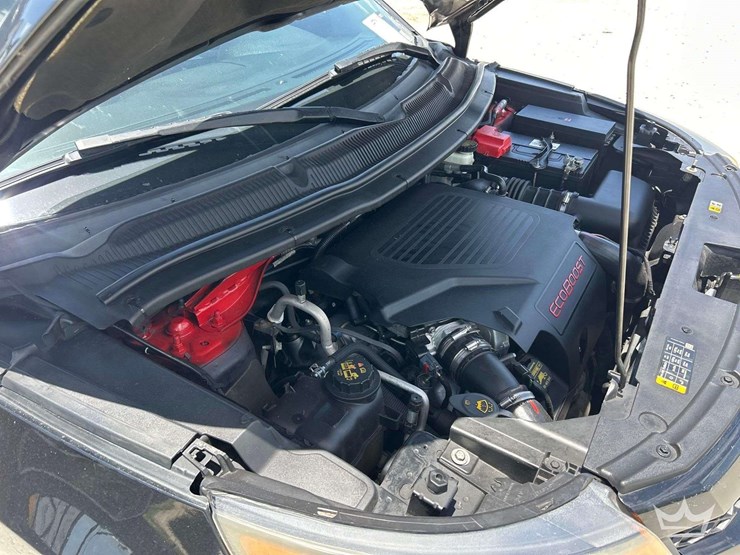 2014-ford-explorer-image-9