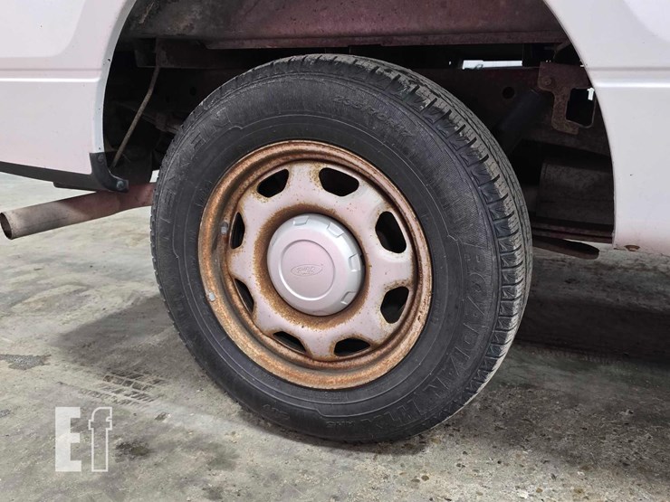 2010-ford-f150-xl-image-19