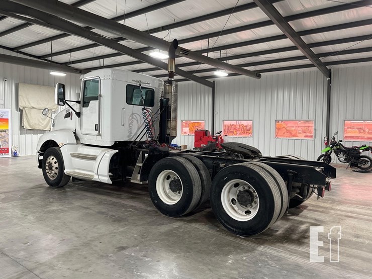 2009-kenworth-t660-image-4