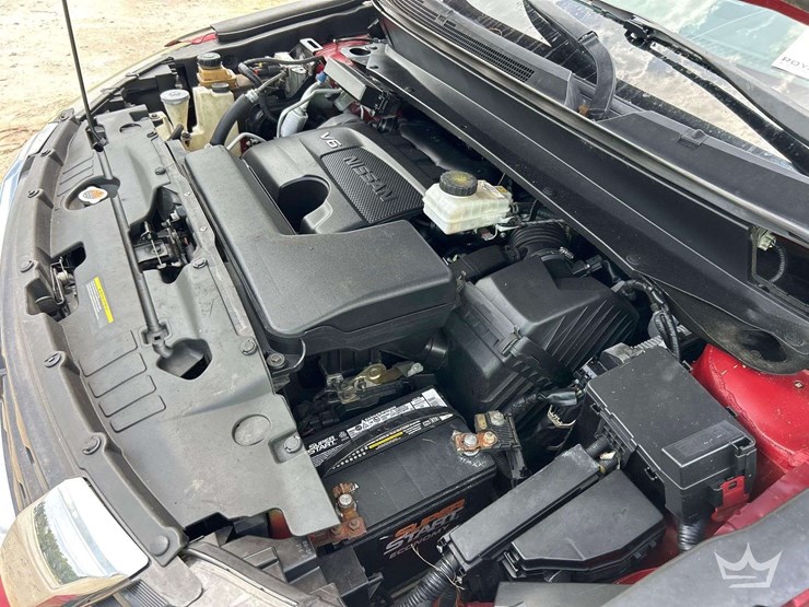 2017-nissan-pathfinder-image-8