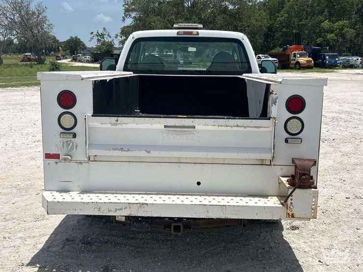 2008-ford-f250-image-25