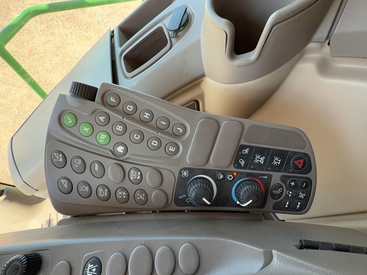 2015-john-deere-s680-image-60