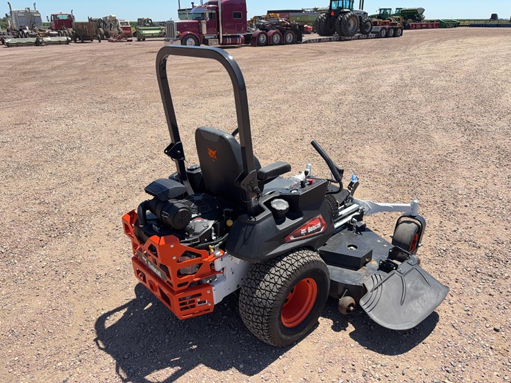 2023-bobcat-zt7072sp-zero-turn-mower-image-5