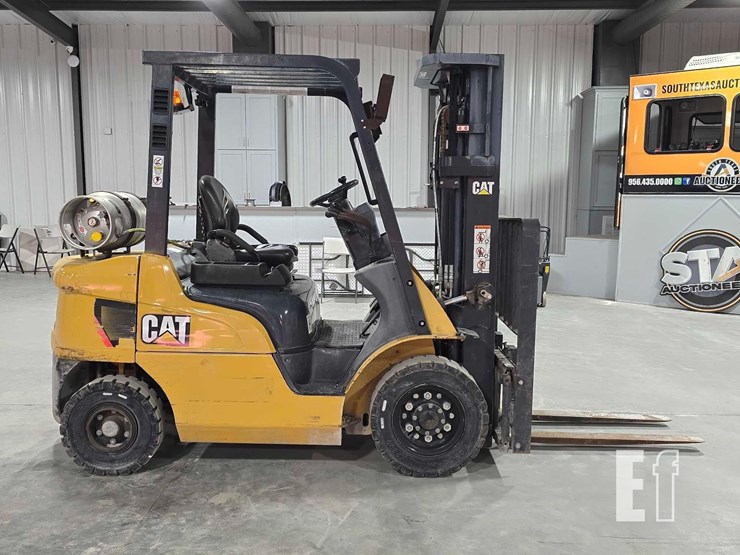 2020-caterpillar-gp25n-image-6