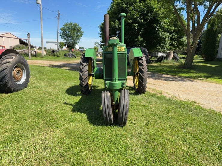john-deere-model-a-image-2