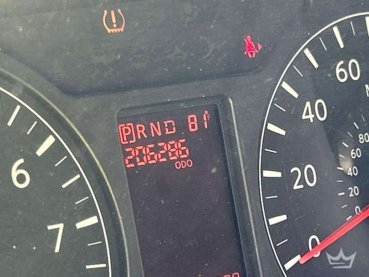 2014-nissan-nv1500-image-6