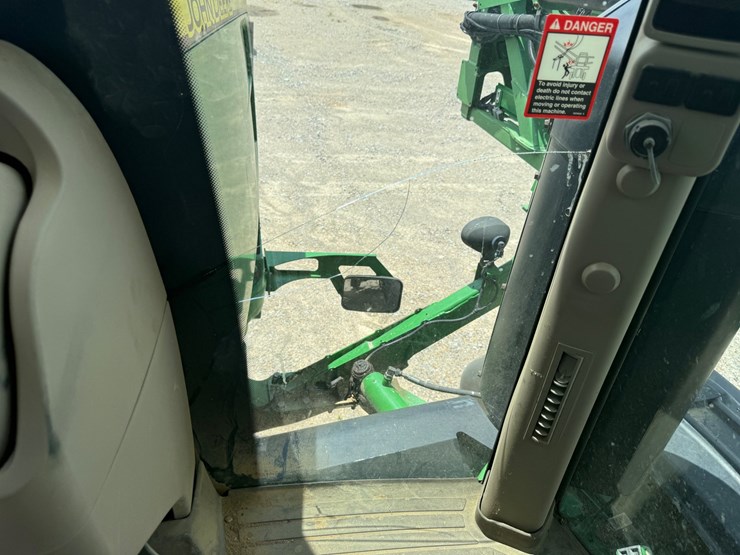 2016-john-deere-r4038-image-112
