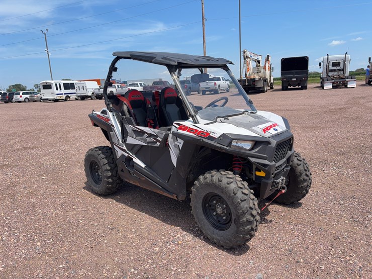 polaris-rzr-900-image-3