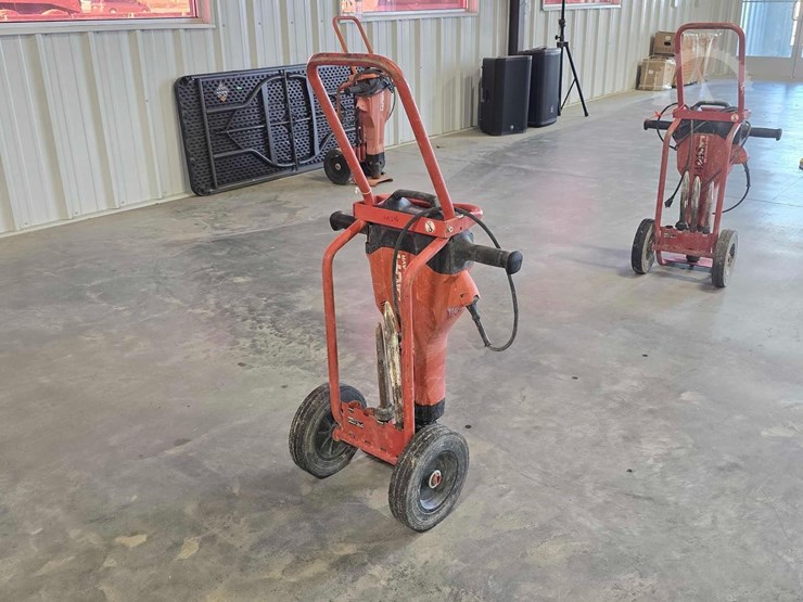 2019-hilti-te2000-avr-30-39-lb-electric-breaker-image-3