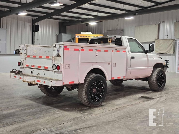 2001-dodge-ram-1500-image-3