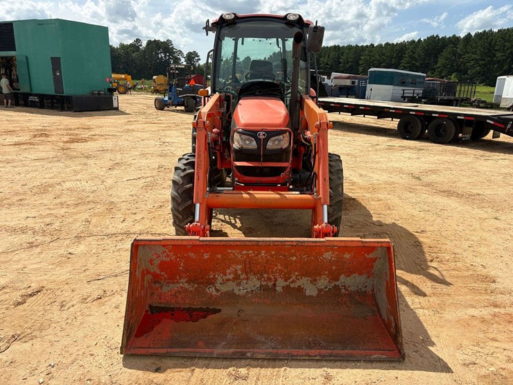 2014-kubota-m6060-image-4