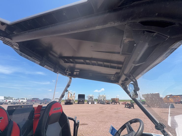 polaris-rzr-900-image-29