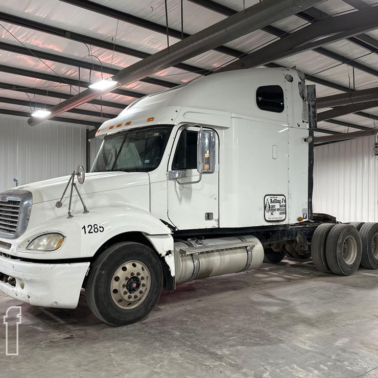 2007 FREIGHTLINER COLUMBIA 120