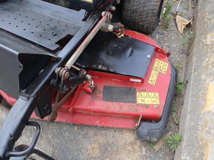 toro-groundmaster-7210-diesel-zero-turn-mower-image-10