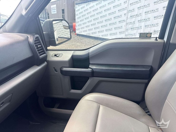2018-ford-f150-image-23