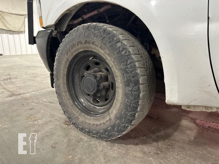 2003-ford-f350-image-24