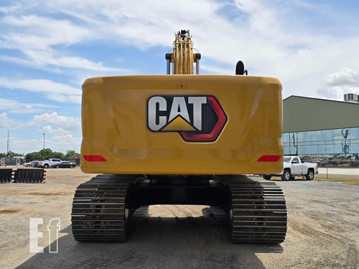 2020-caterpillar-336-image-8