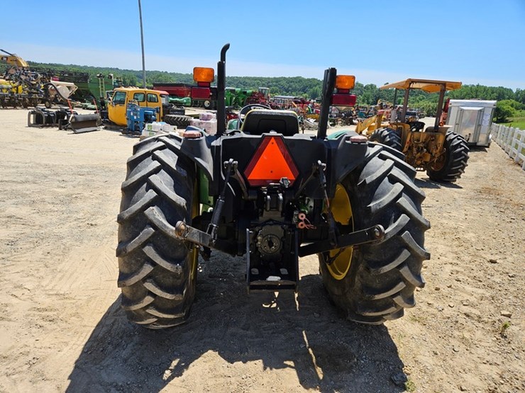 john-deere-5105-image-4