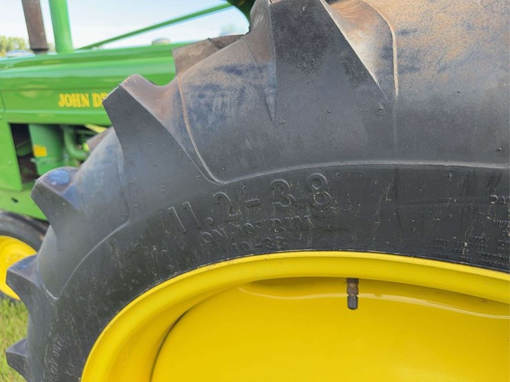 john-deere-model-b-image-11