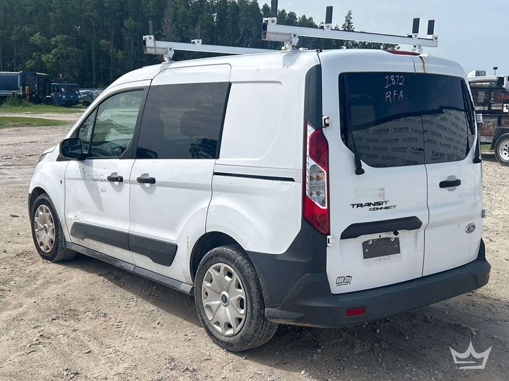 2015-fort-transit-connect-cargo-van-image-4