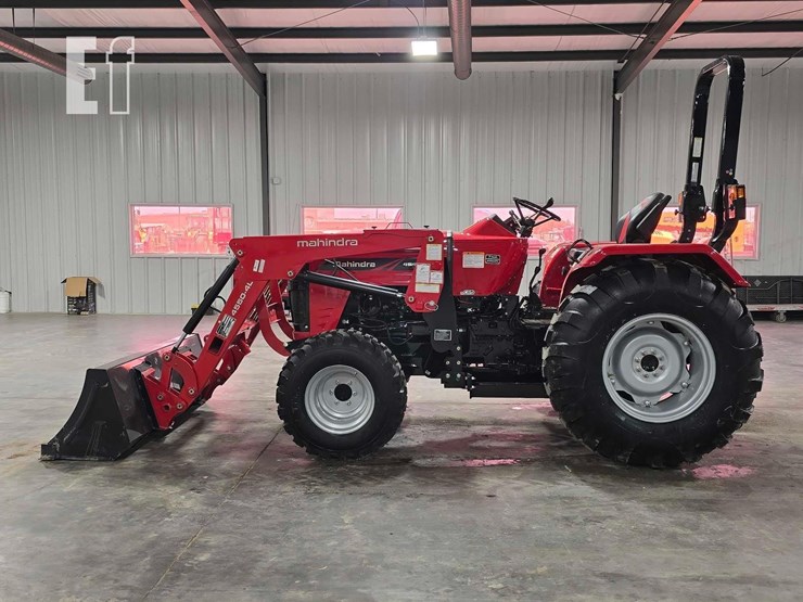 2026-mahindra-4540-image-5