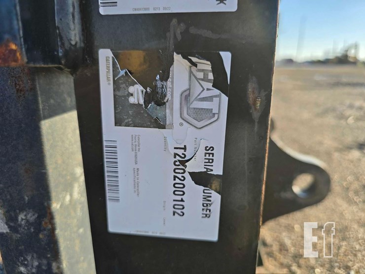 caterpillar-420-xe-image-6