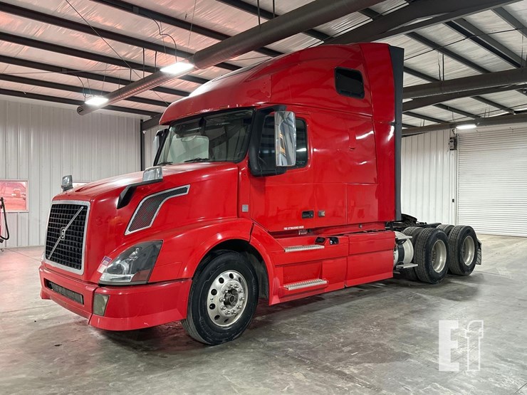 2014-volvo-6431-image-1