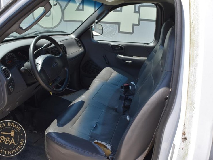 2004-ford-f150-image-14