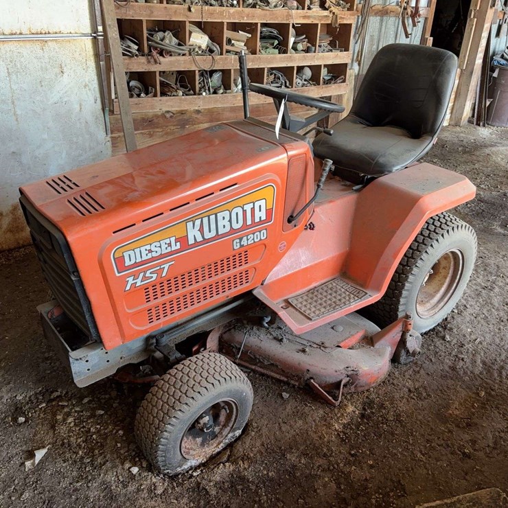 KUBOTA G4200