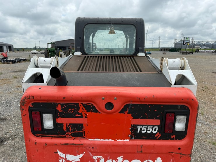 bobcat-t550-image-14