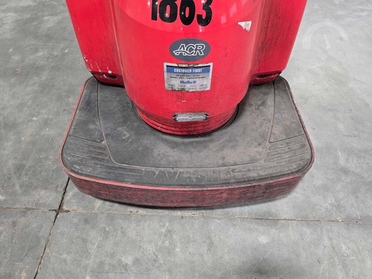 raymond-8400-image-10