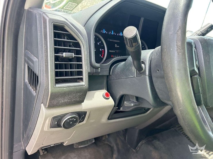 2022-ford-f250-image-14