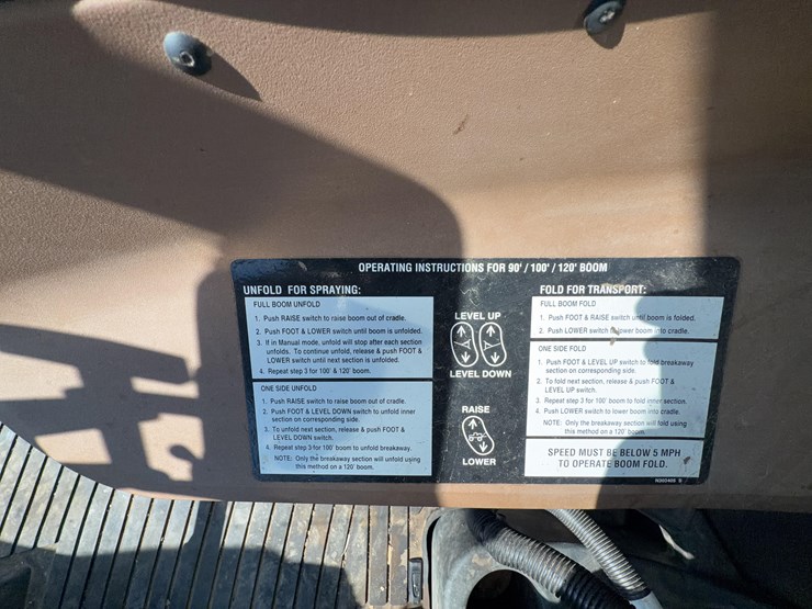 2012-john-deere-4940-image-46
