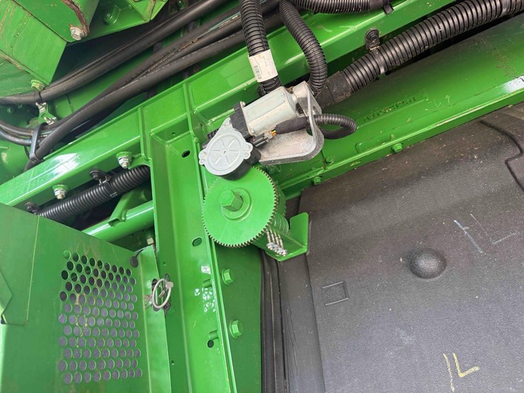 2019-john-deere-s780-image-63