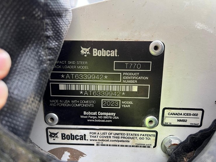 2023-bobcat-t770-image-16