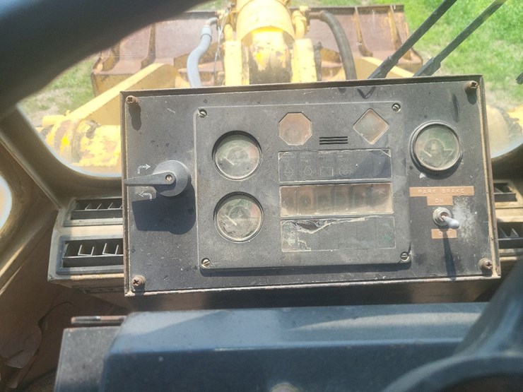 john-deere-744e-pay-loader-image-57