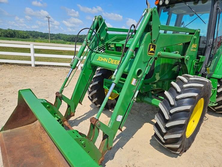 john-deere-6420-image-12