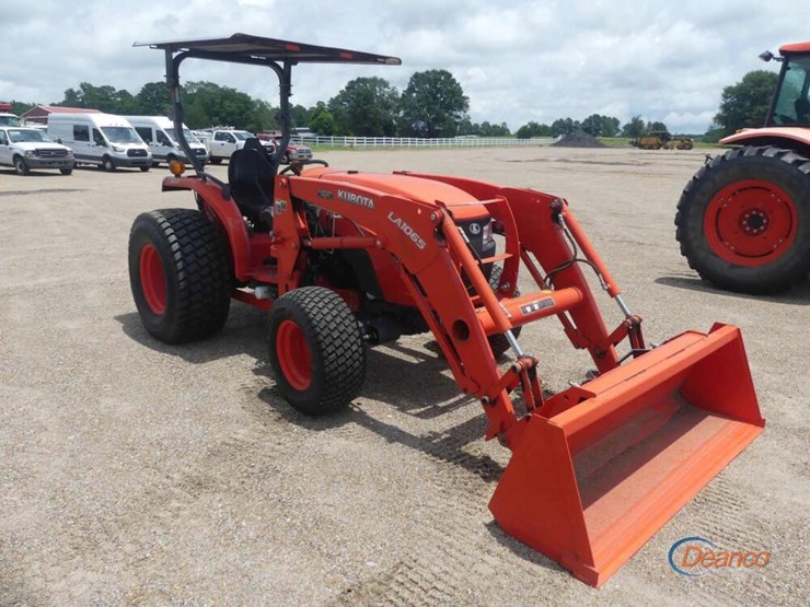 kubota-mx5200dt-image-1