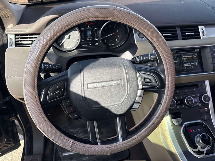 2016-land-rover-range-rover-image-13